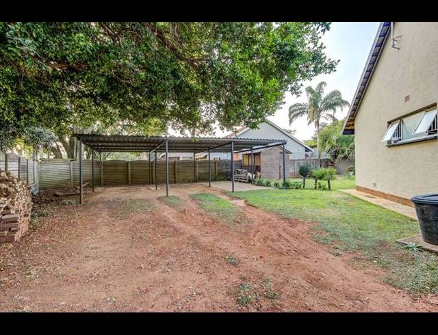 3 BEDROOM HOUSE FOR SALE IN VAN RIEBEECK PARK